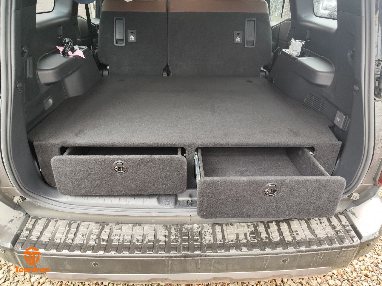 Органайзер в багажник для Toyota Land Cruiser 250 з відкритими шухлядами